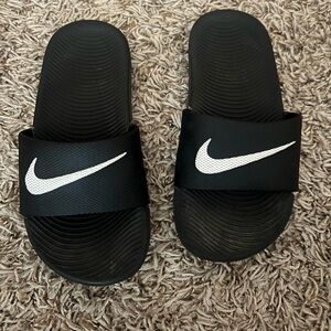 Nike black slides